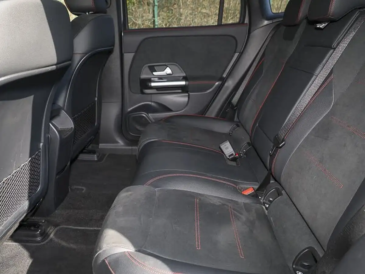 2024-mercedes-benz-eqa-e-eqa-250-amg-line-premium-big-5