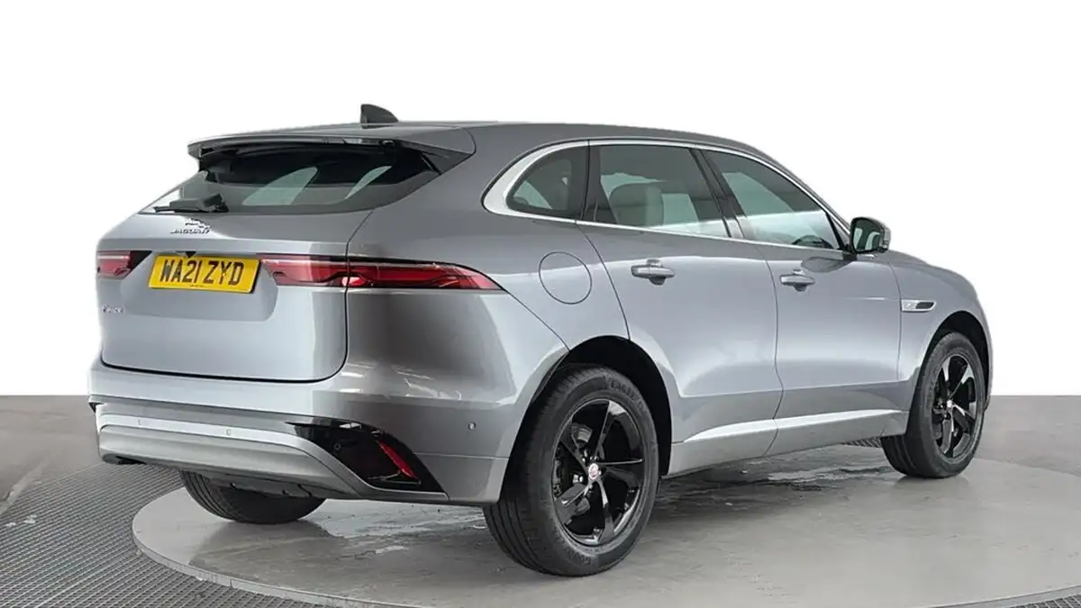 2021-jaguar-f-pace-20-d165-r-dynamic-s-mhev-big-3