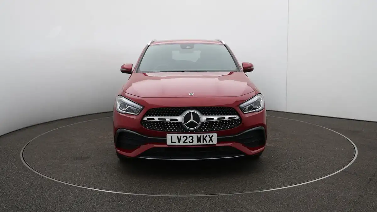 2023-mercedes-benz-gla-class-13-gla-200-amg-line-executive-station-wagon-big-40