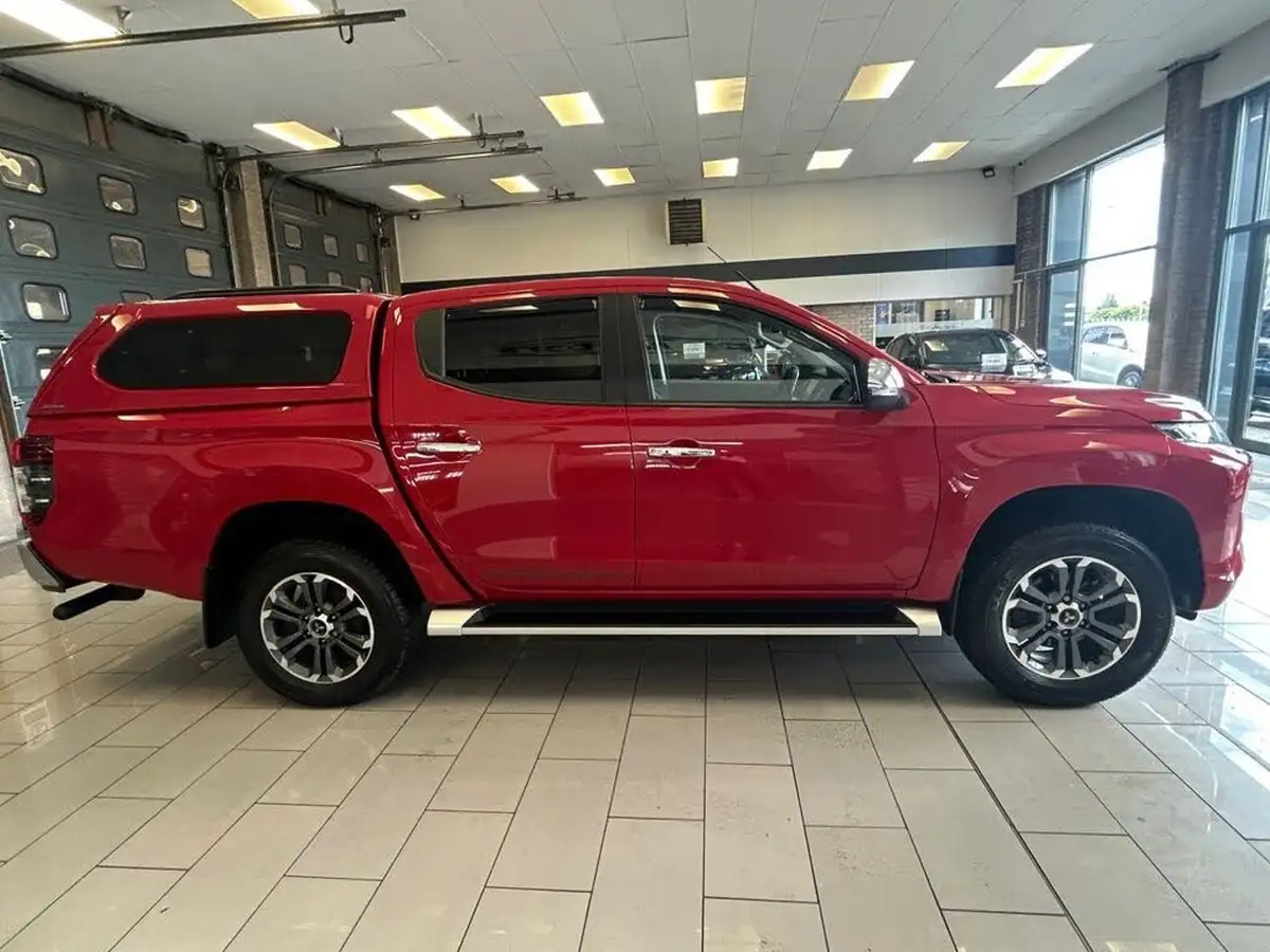 2021-mitsubishi-l200-22di-d-barbarian-auto-big-9