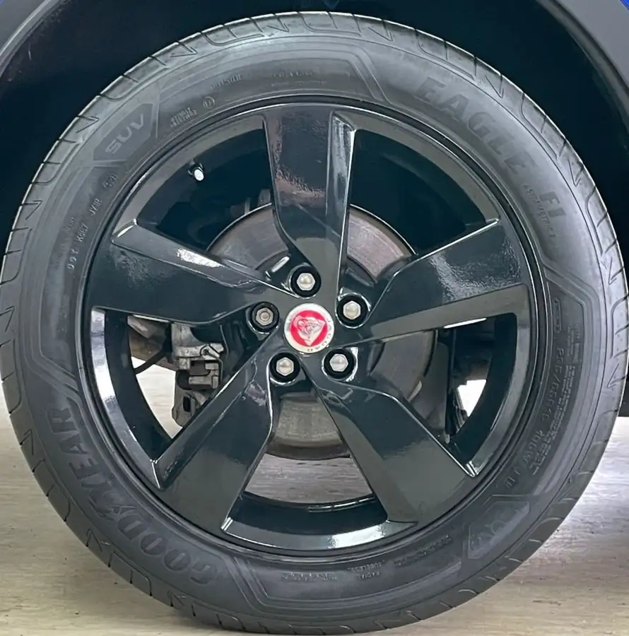2019-jaguar-e-pace-20-i4-r-dynamic-s-200ps-big-18