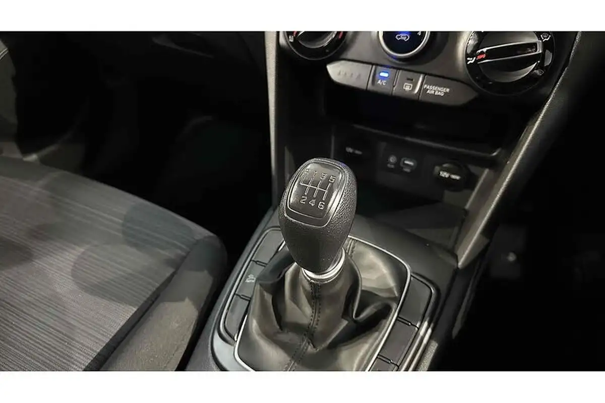 2018-hyundai-kona-10-t-gdi-s-big-47