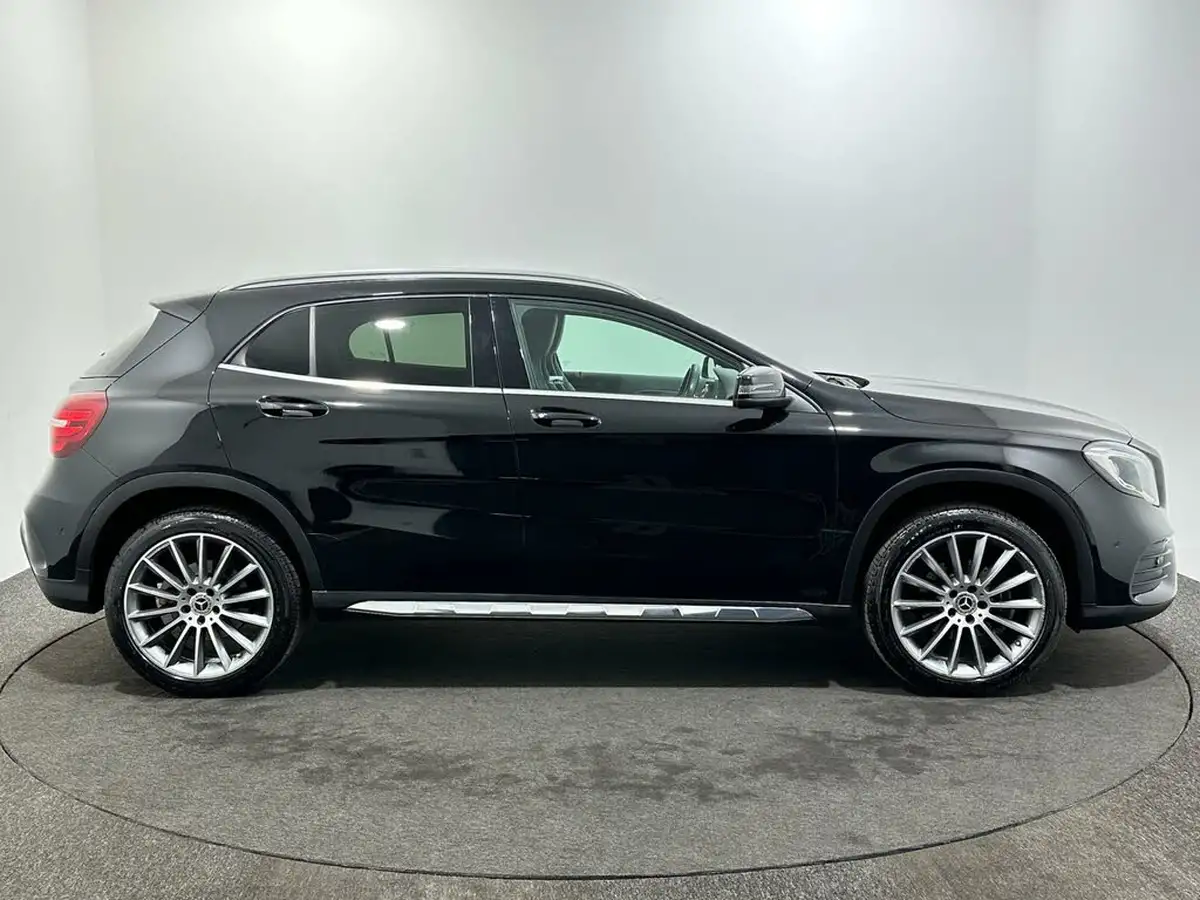 2019-mercedes-benz-gla-class-16-gla-200-amg-line-edition-7g-dct-big-7