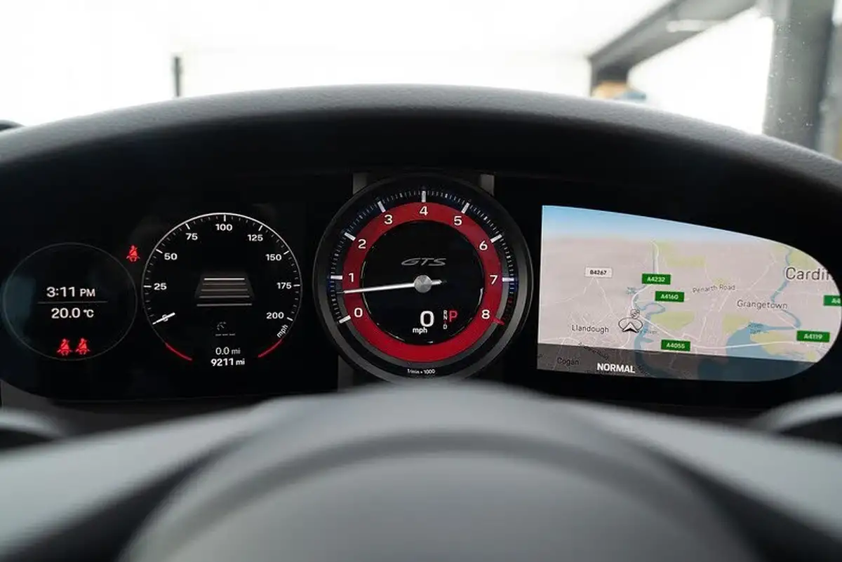 2022-porsche-911-30-carrera-gts-coupe-big-12