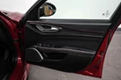 2018-alfa-romeo-giulia-29-biturbo-quadrifoglio-small-24
