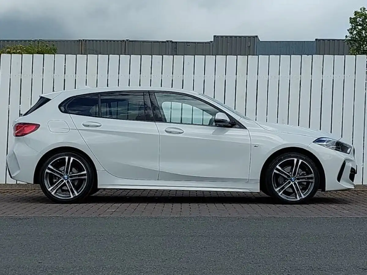 2024-bmw-1-series-15td-116d-m-sport-dct-big-2