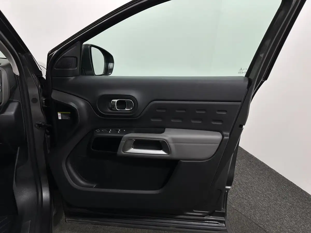 2020-citroen-c5-aircross-15bluehdi-flair-eat8-big-30