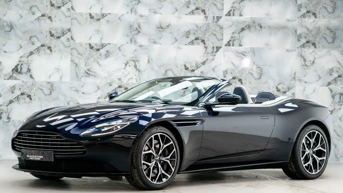 2020-aston-martin-db11-40-v8-503bhp-big-6