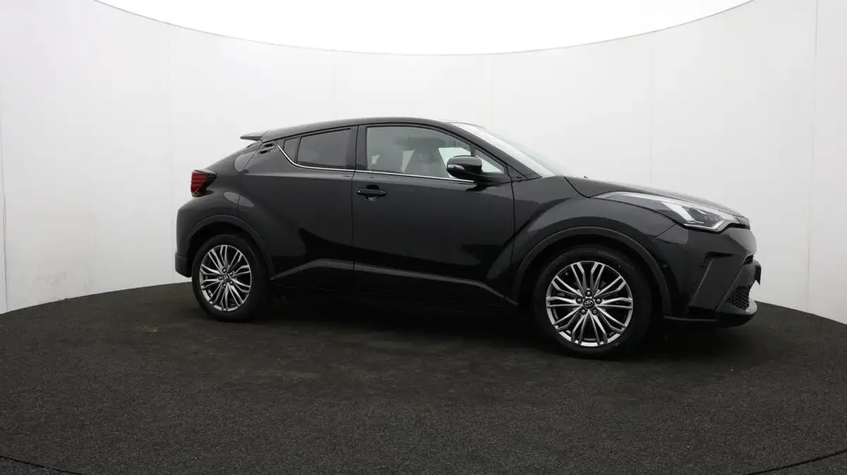 2022-toyota-c-hr-20-vvt-i-excel-big-35