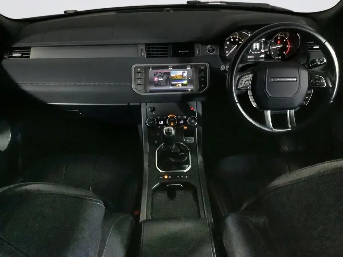 2018-land-rover-range-rover-evoque-20td4-landmark-big-2