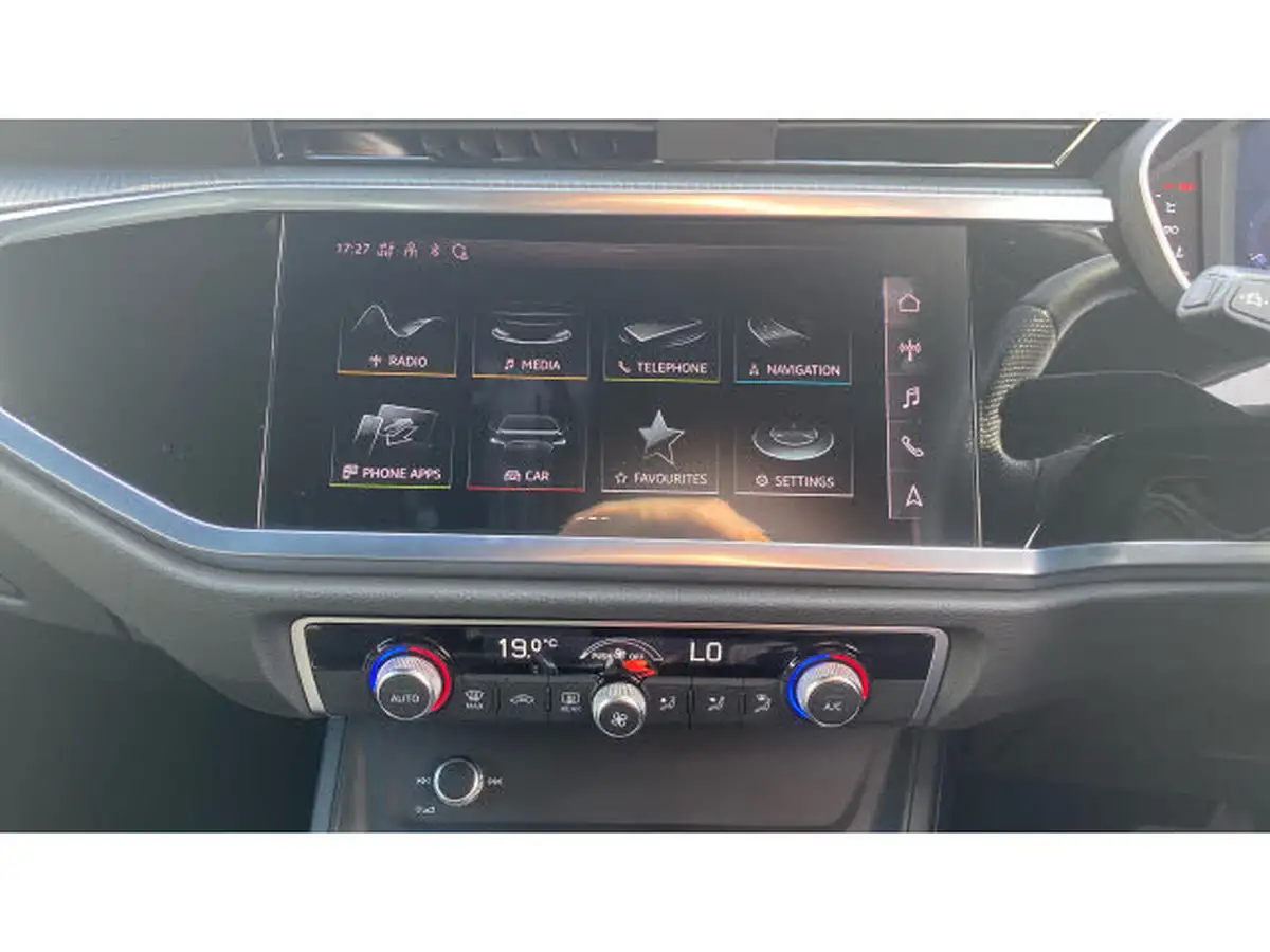 2021-audi-q3-20-35-tdi-s-line-station-wagon-quattro-tronic-big-7
