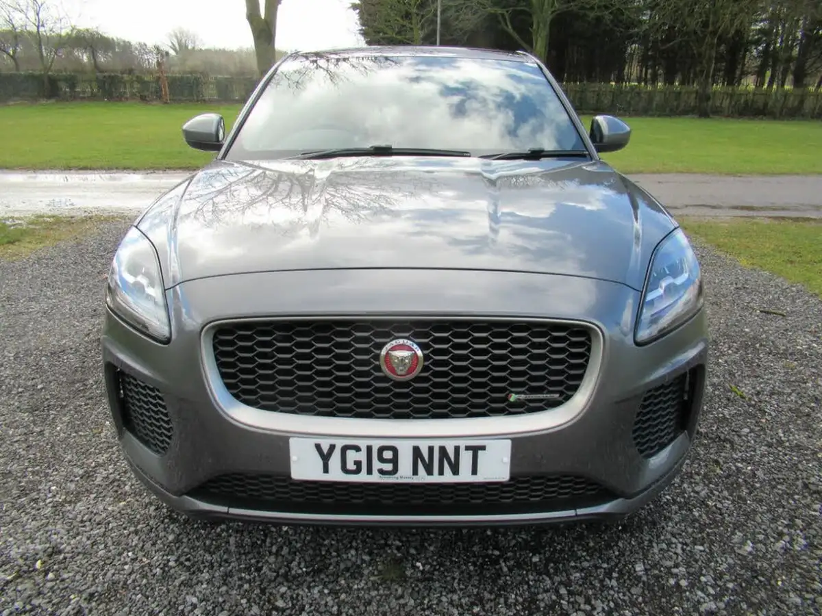 2019-jaguar-e-pace-20-i4-r-dynamic-se-249ps-big-1