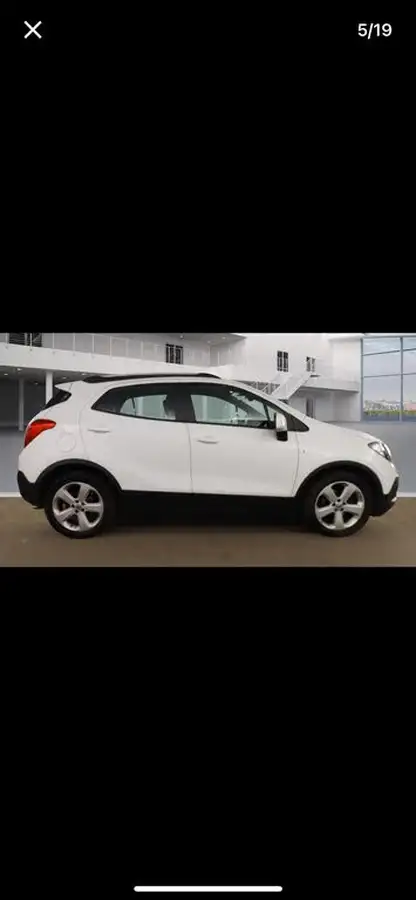 2014-vauxhall-mokka-14-exclusiv-4x4-big-0