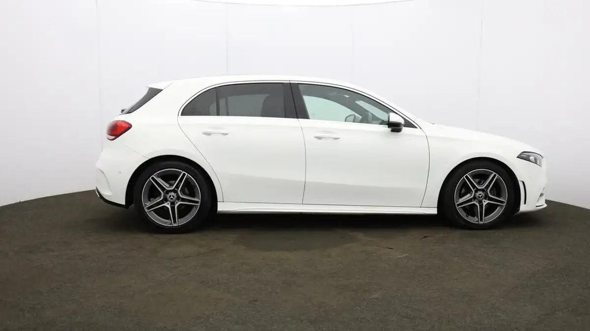 2019-mercedes-benz-a-class-13-a180-amg-line-executive-hatchback-5d-7g-dct-big-45