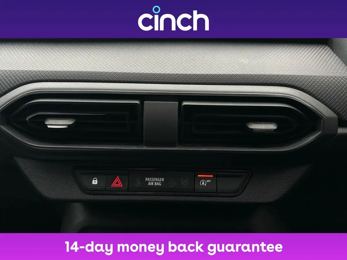 2021-dacia-sandero-10-sce-essential-big-31