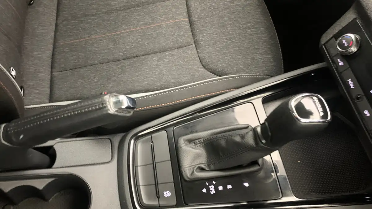 2021-skoda-scala-15-tsi-se-l-dsg-big-30