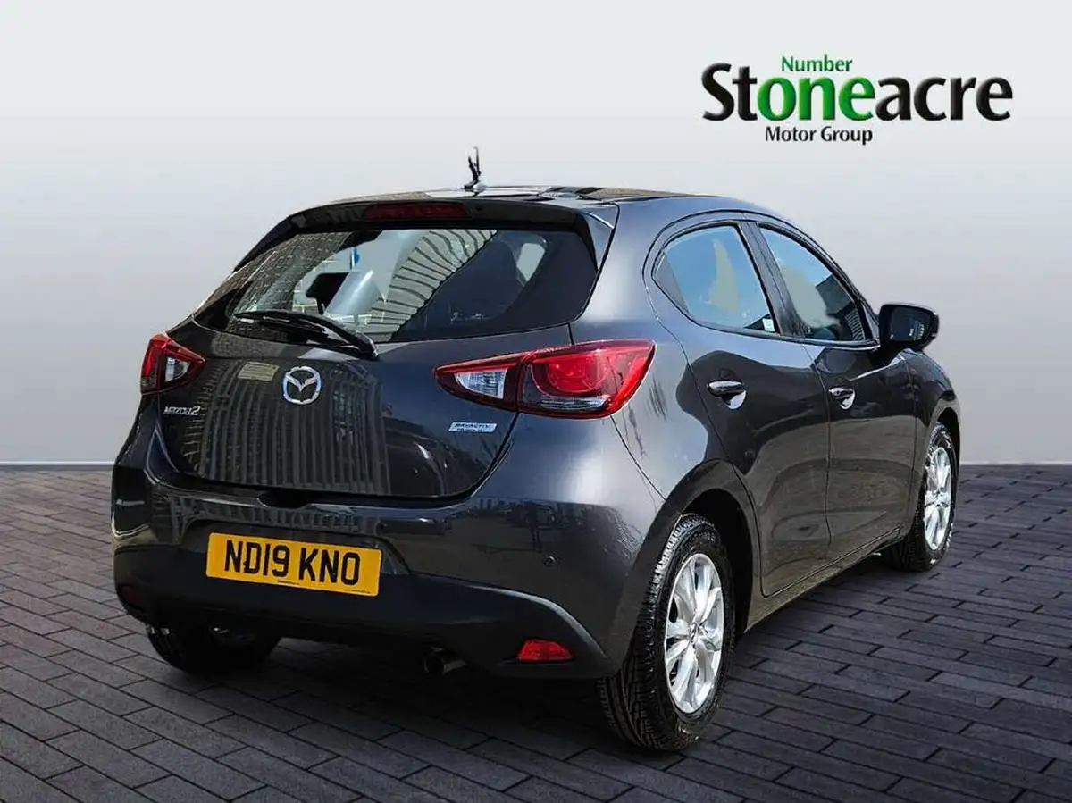 2019-mazda-mazda2-15-se-l-big-2