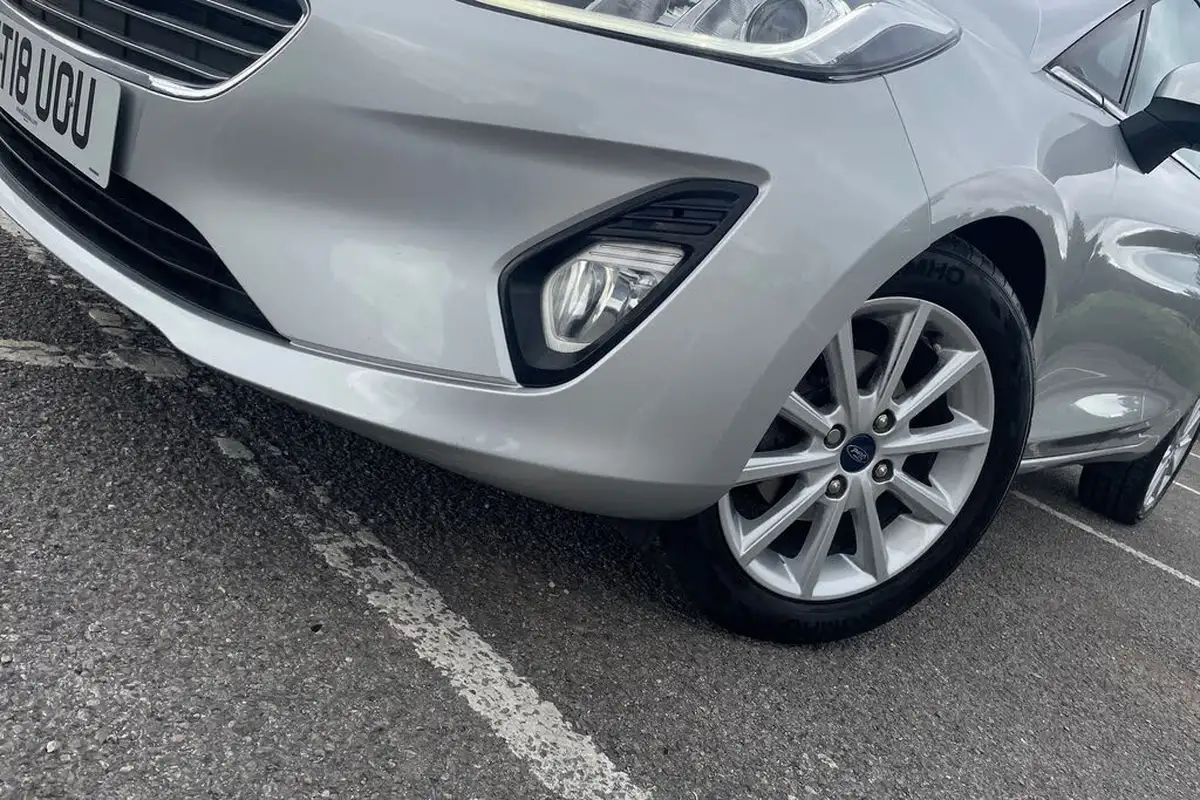 2018-ford-fiesta-10t-titanium-100ps-5d-big-18