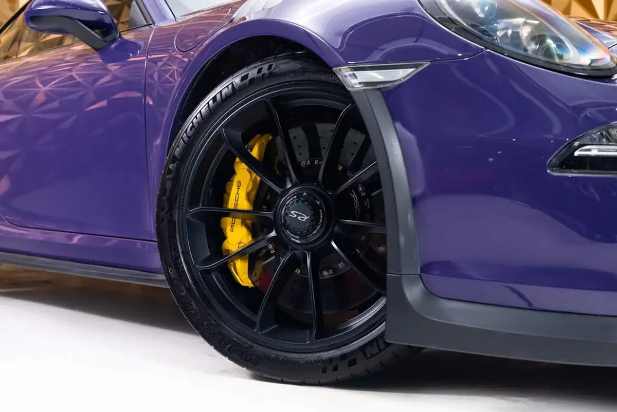 2016-porsche-911-big-27
