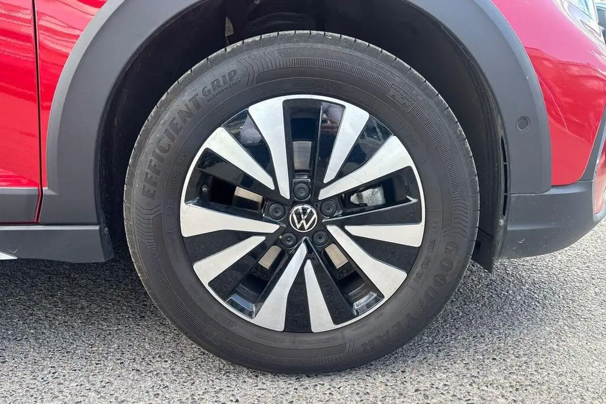 2024-volkswagen-taigo-10-tsi-life-110ps-big-4