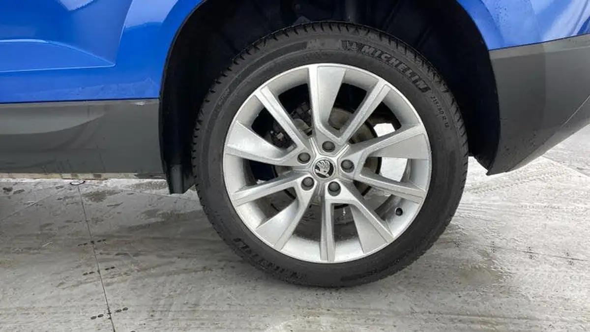 2021-skoda-karoq-15-tsi-se-l-dsg-big-32