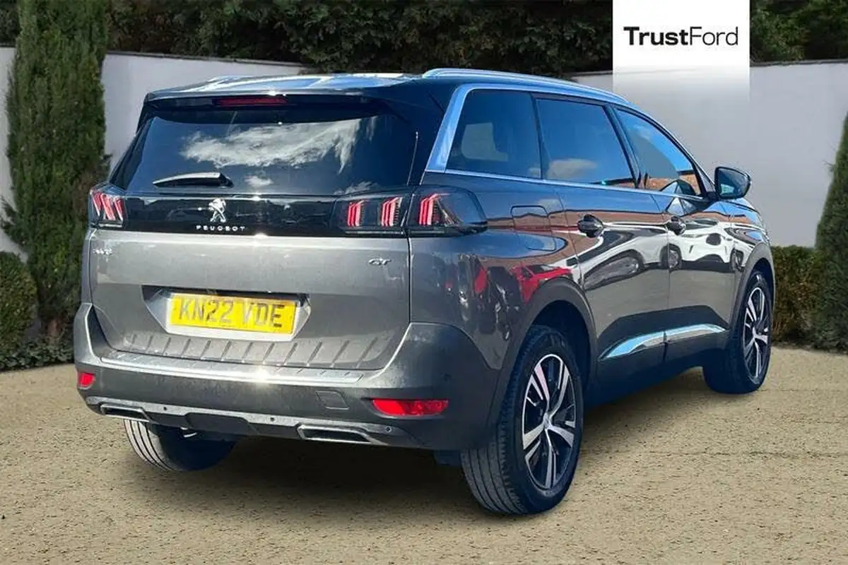 2022-peugeot-5008-suv-15-bluehdi-gt-eat8-big-3