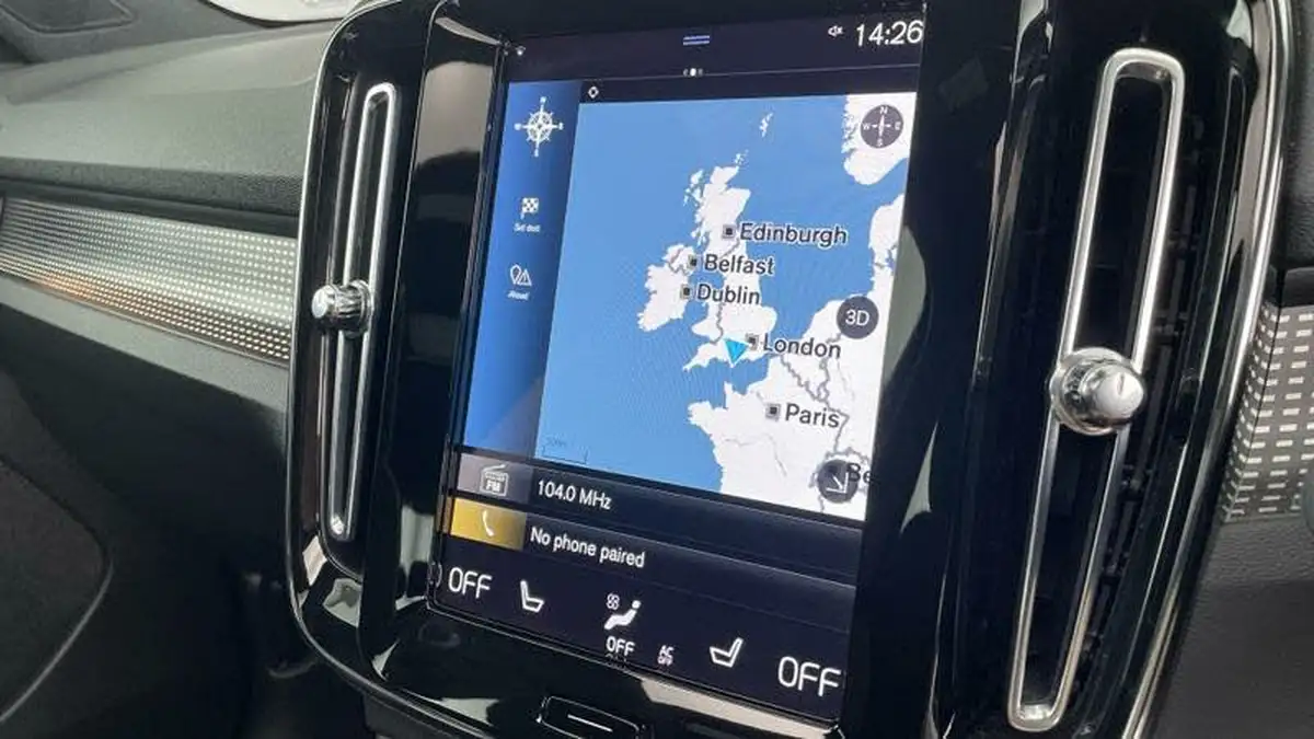 2021-volvo-xc40-15-t5-r-design-262bhp-big-24