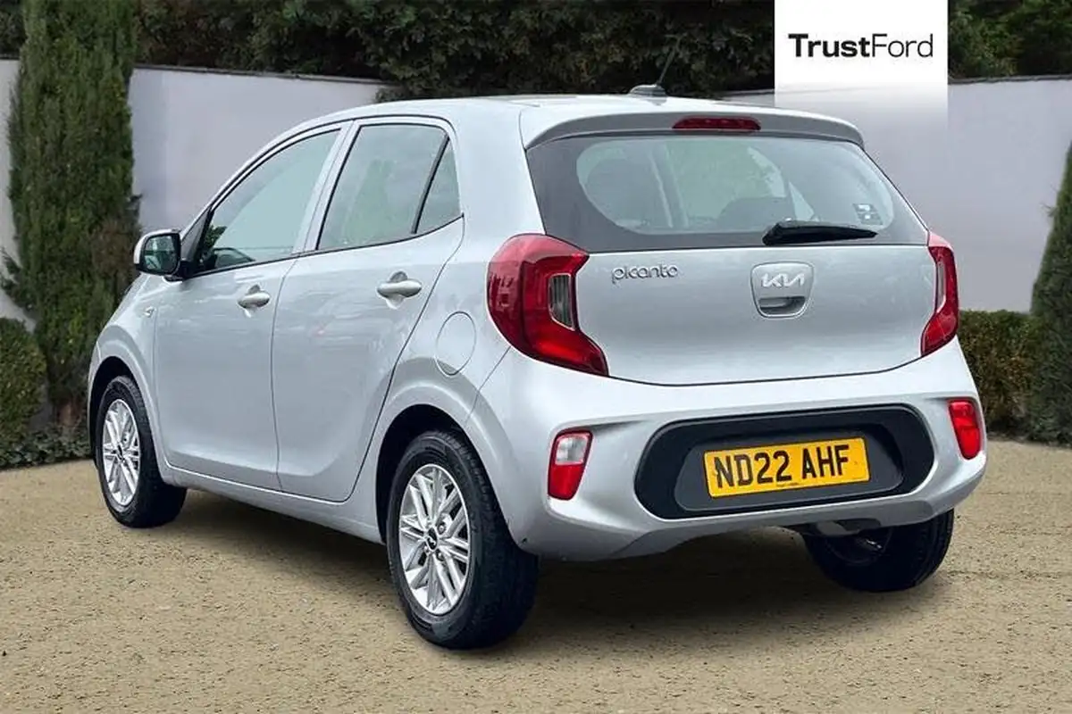 2022-kia-picanto-10-2-auto-seq-big-1