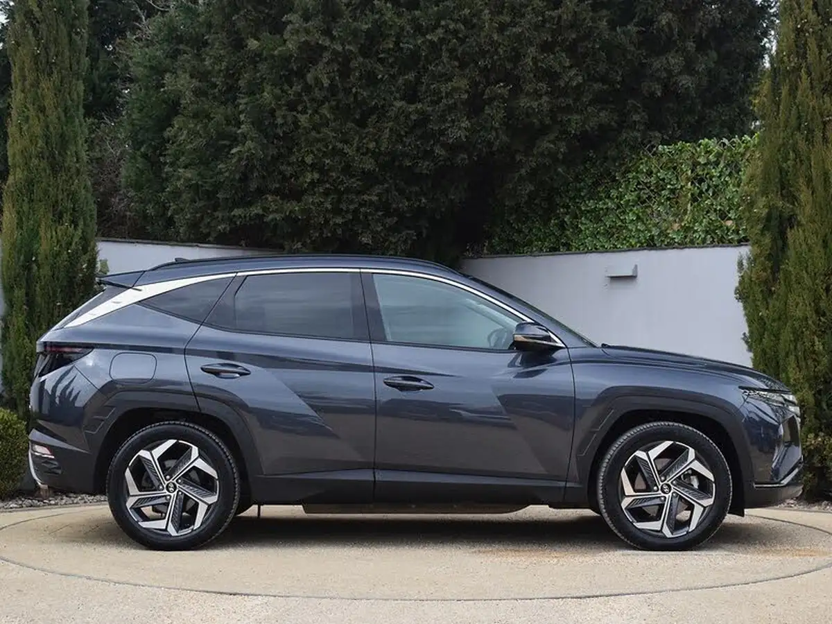 2022-hyundai-tucson-16-t-gdi-ultimate-230ps-hybrid-auto-big-3