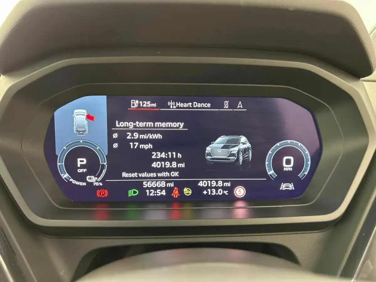 2021-audi-q4-e-tron-35e-s-line-station-wagon-big-13