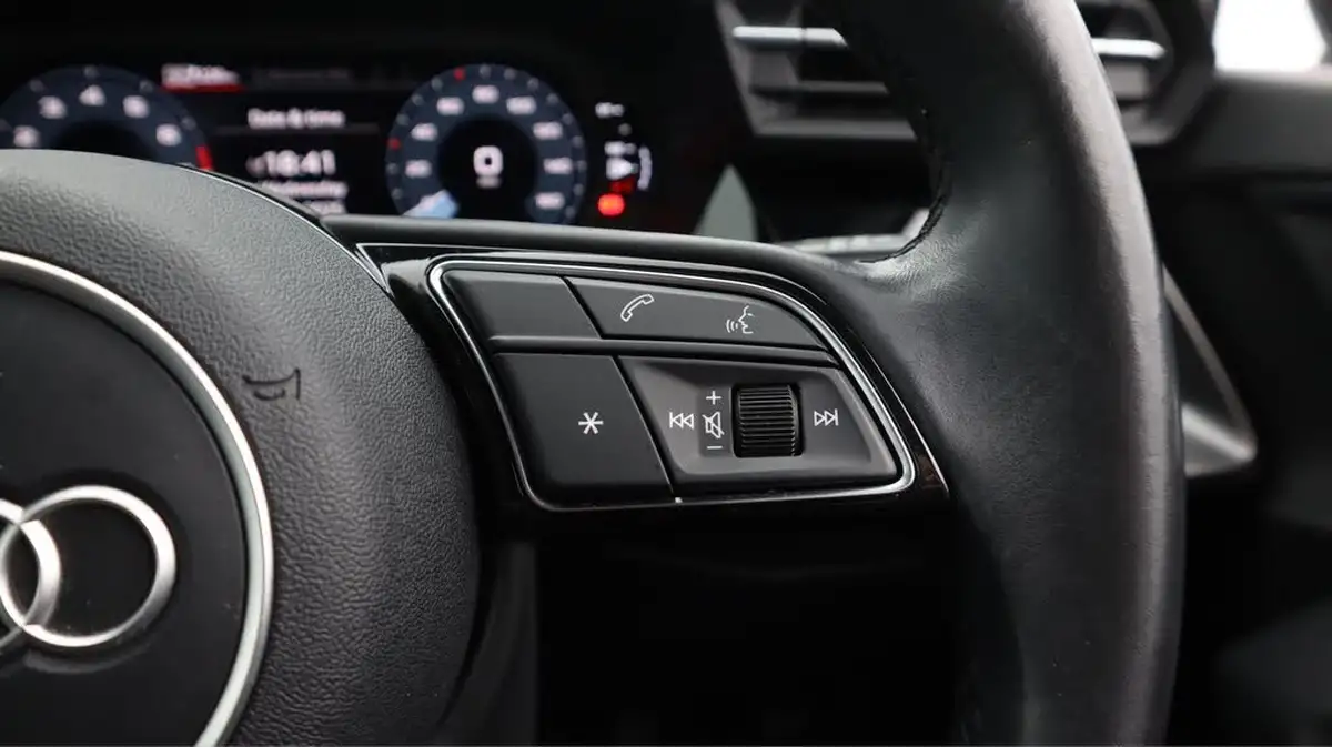 2021-audi-a3-14-40-tfsi-e-sport-big-24