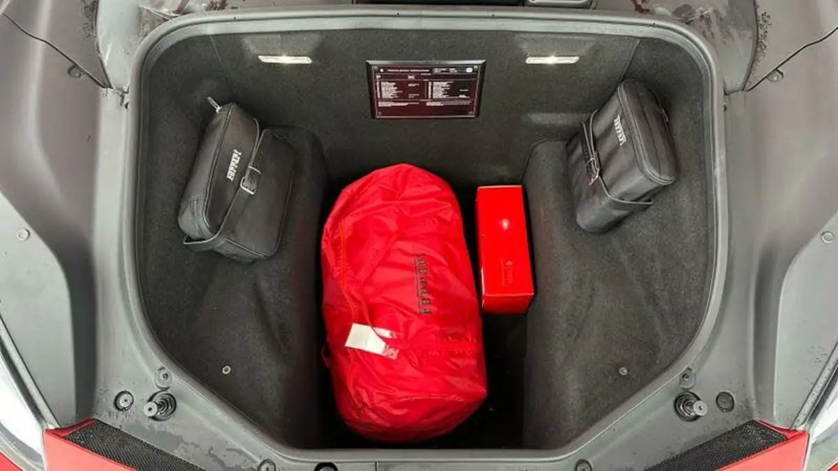 2018-ferrari-488-39-488-gtb-big-7