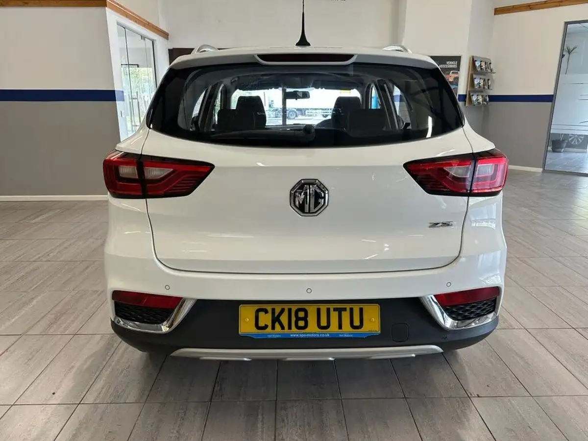 2018-mg-zs-suv-15-vti-tech-excite-big-5