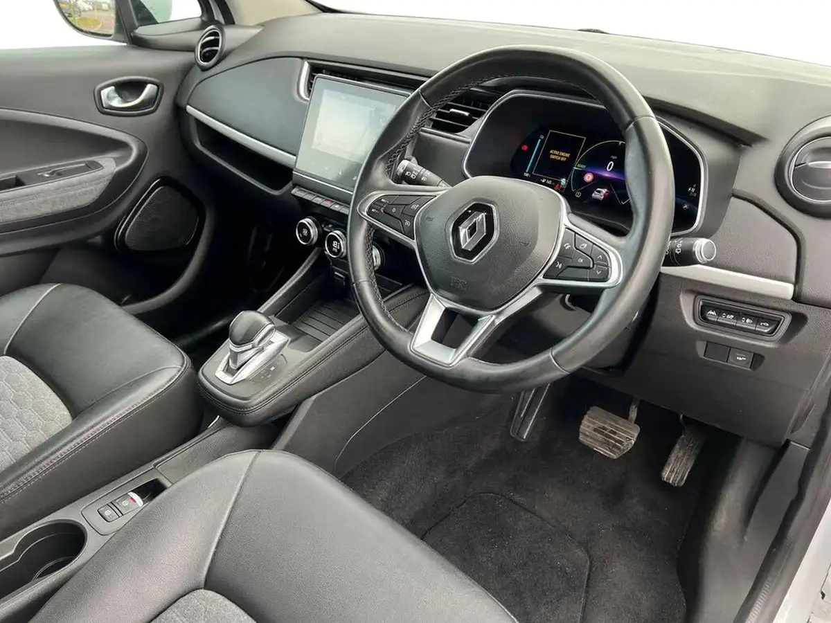 2021-renault-zoe-e-i-iconic-110ps-r110ze50-big-9