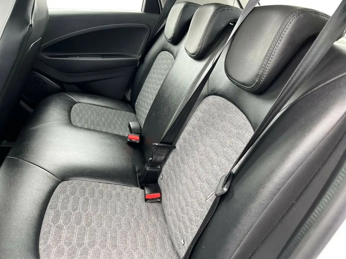2021-renault-zoe-e-i-iconic-110ps-r110ze50-big-13