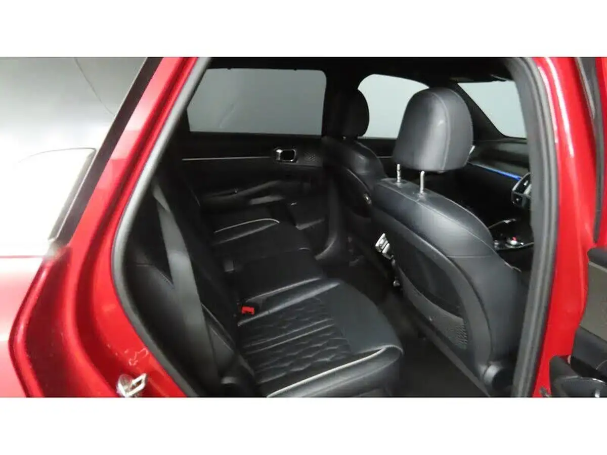2021-kia-sorento-16-t-gdi-4-226bhp-hev-big-8