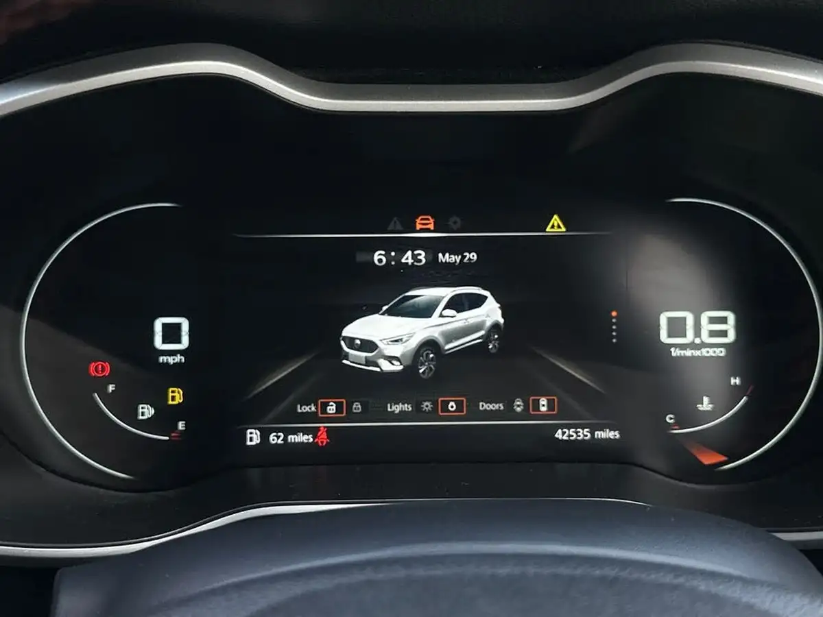 2022-mg-zs-suv-15-vti-tech-exclusive-big-13