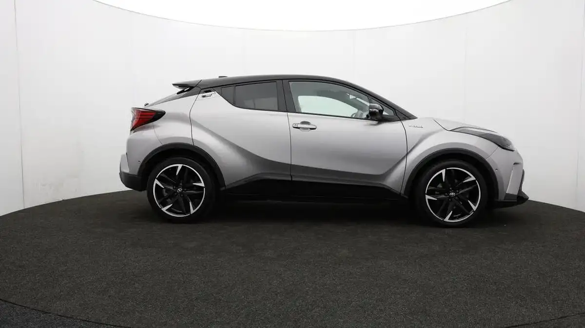 2022-toyota-c-hr-18-vvt-i-gr-sport-big-34