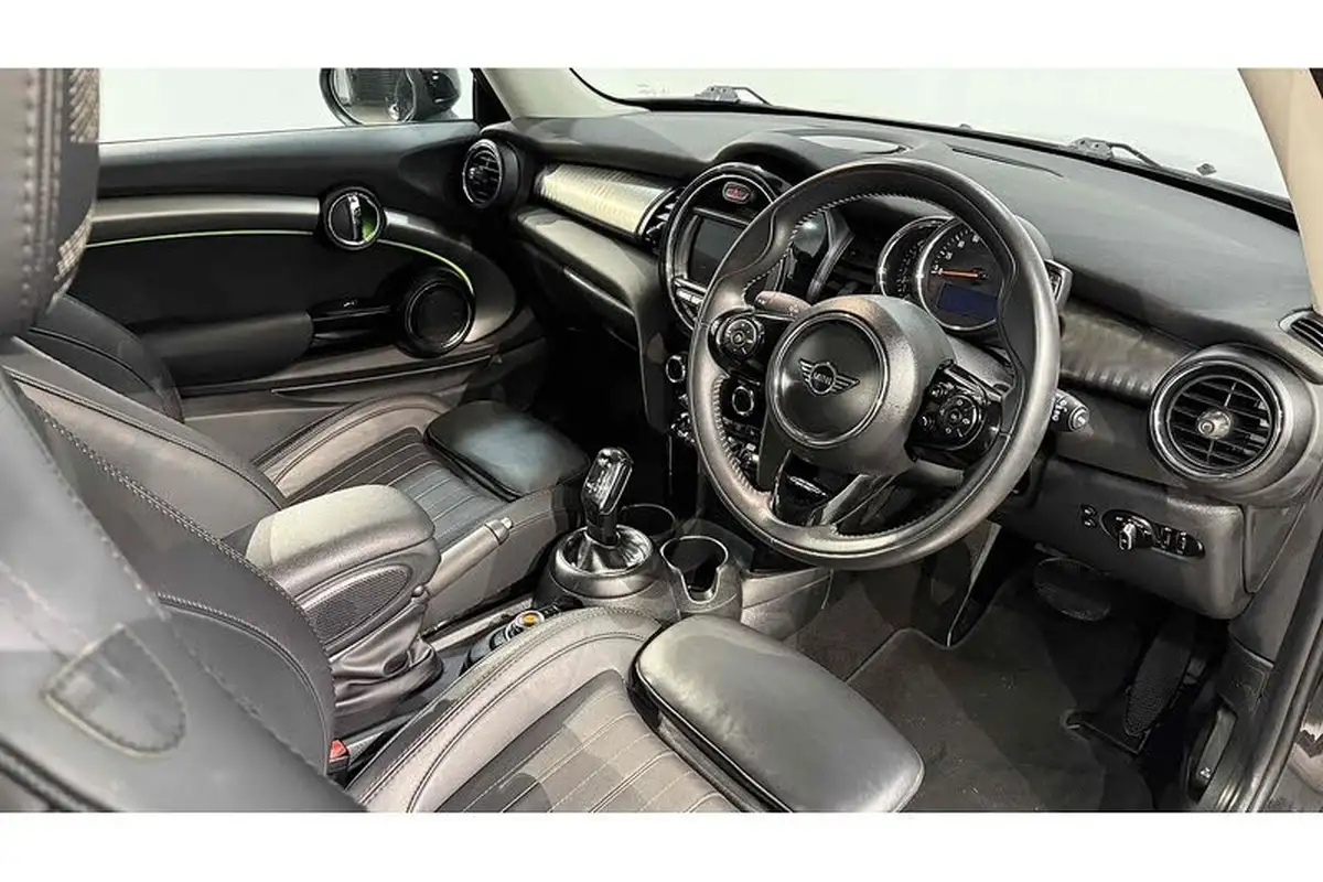 2020-mini-cooper-15-cooper-exclusive-hatchback-3d-auto-big-17
