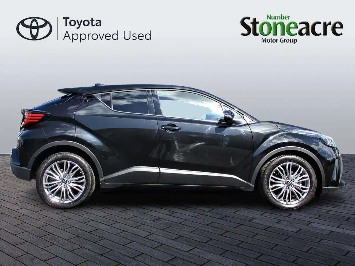 2022-toyota-c-hr-20-vvt-i-excel-big-3