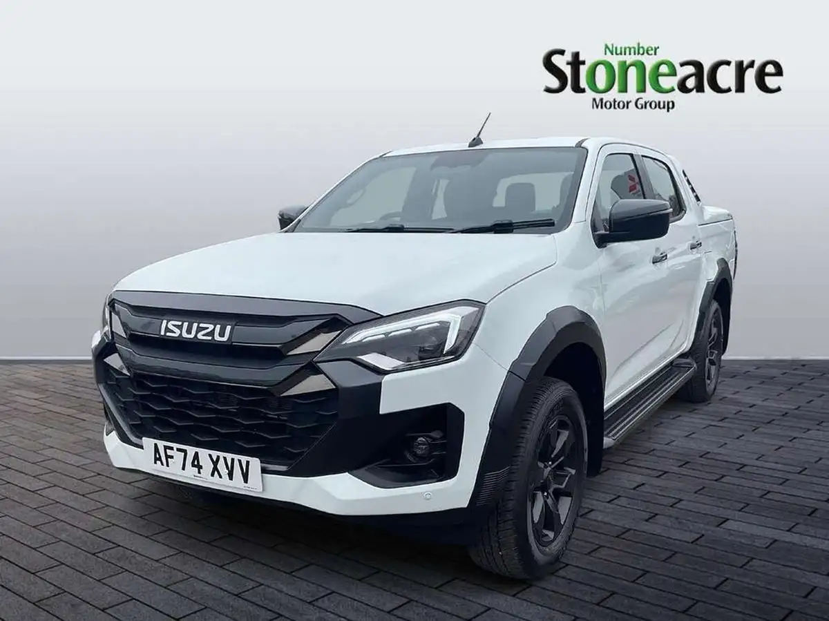 2025-isuzu-d-max-19td-v-cross-auto-big-8