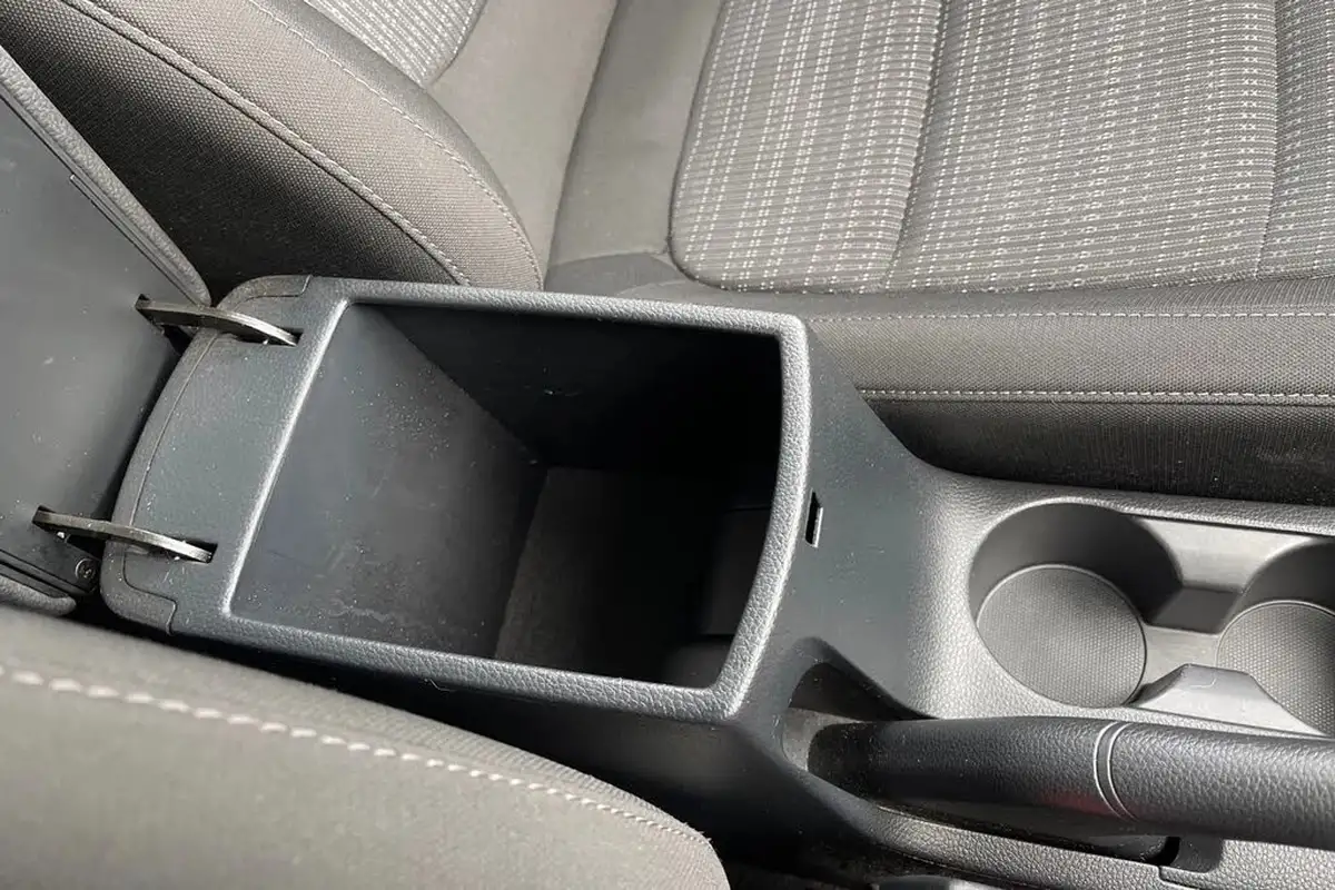 2019-kia-stonic-10-t-gdi-2-big-44