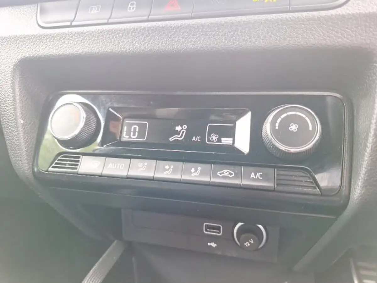 2019-skoda-fabia-10-tsi-monte-carlo-110ps-hatchback-big-13
