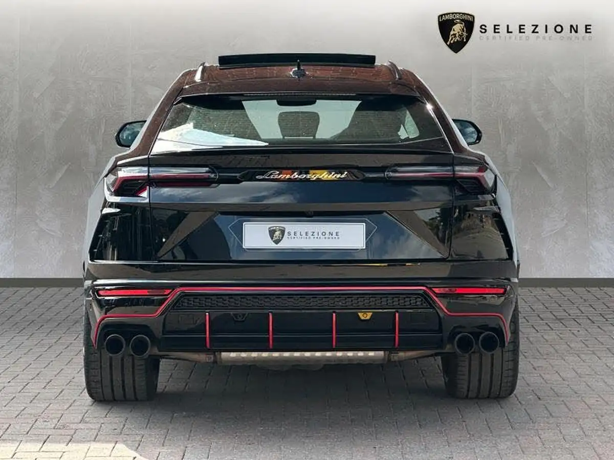 2022-lamborghini-urus-40-no-trim-big-3