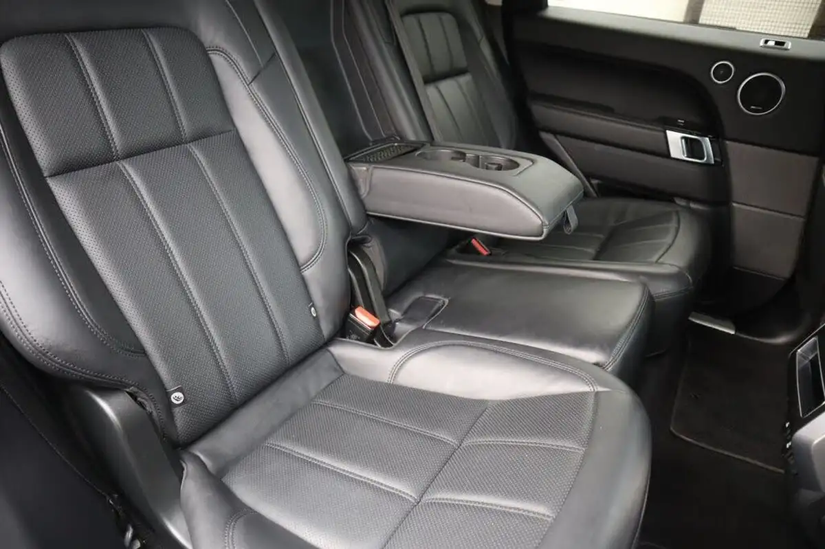 2019-land-rover-range-rover-sport-30-sdv6-hse-big-5