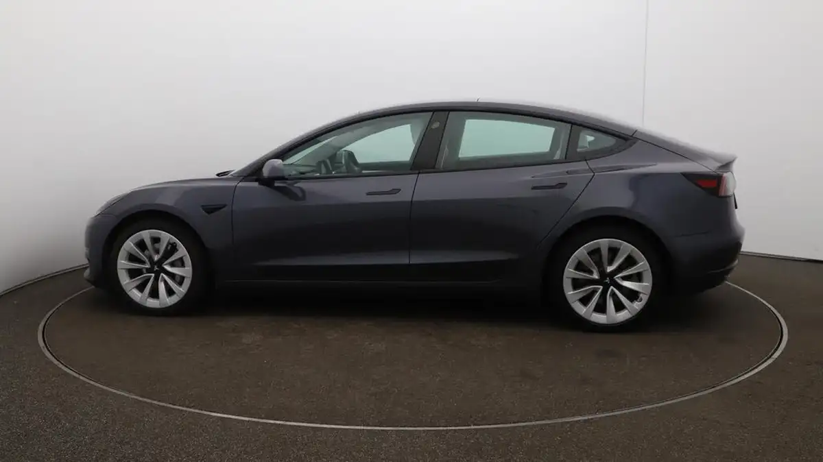 2021-tesla-model-3-e-long-range-4x4-big-55