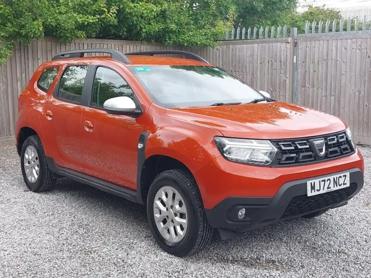 2022-dacia-duster-10-tce-comfort-90hpeu6d-4x2-window-van-big-0