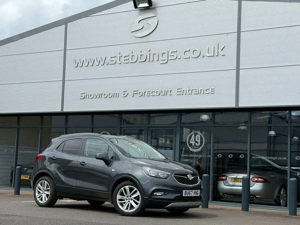 2017-vauxhall-mokka-x-16-design-nav-big-0