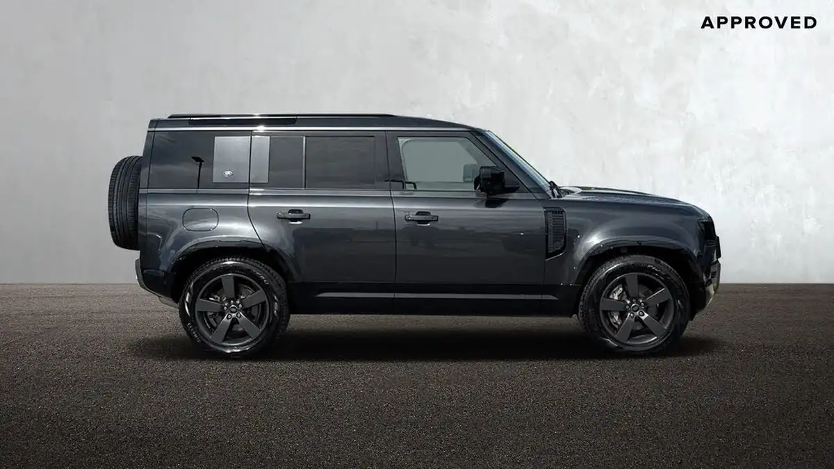 2024-land-rover-110-defender-30-d300-x-dynamic-hse-big-5