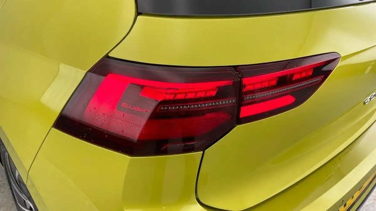 2020-volkswagen-golf-15-tsi-style-150ps-hatchback-big-27